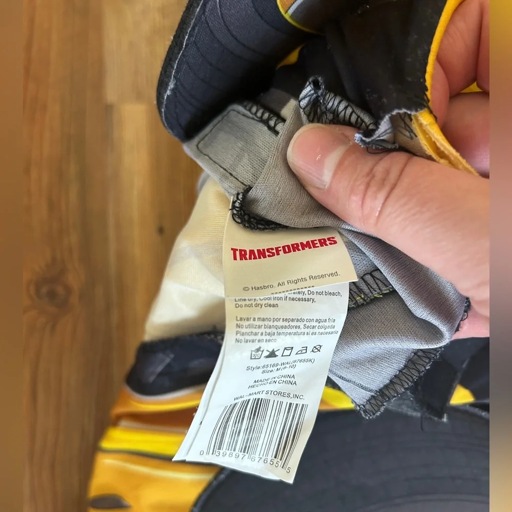 Bumble Bee Tranformers Costume 6/7 - Picture 5 of 8